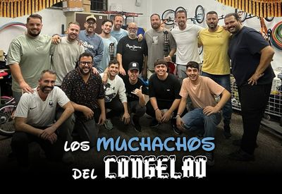 Componentes de la Chirigota Los muchachos del congelao