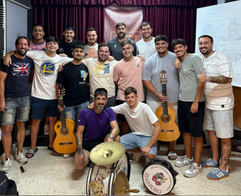 Componentes de la chirigota 'Omá, no me esperes pa almorzar'