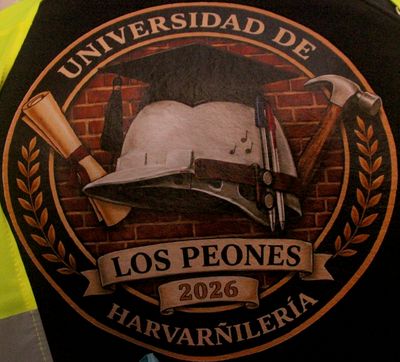 Chirigota Callejera 'Los peones de la Universidad de Harvañileria'