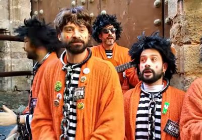 Chirigota Callejera 'Los que siempre cantan fuera'