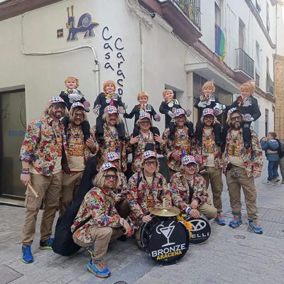 Chirigota de Aracena 'Borja Dios mío me tienes los riñones partío' en Cádiz.