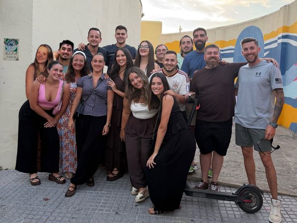 Componentes de la comparsa 'El parlamento'